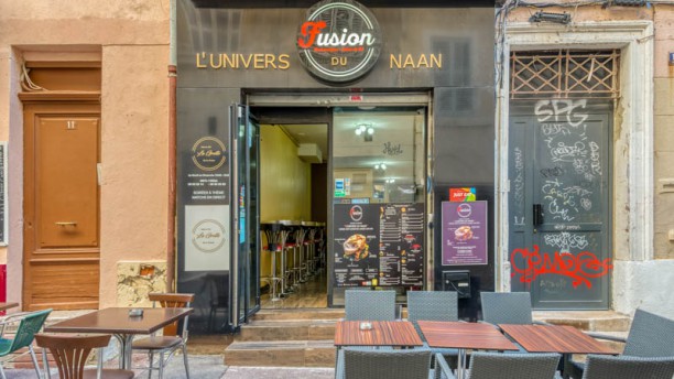 Le Fusion - L'univers du Naan à Marseille