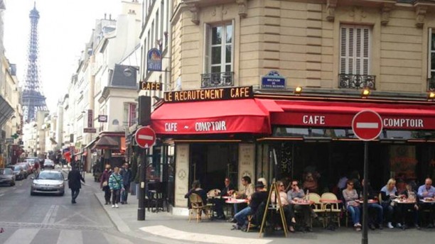 Le Recrutement Café à Paris