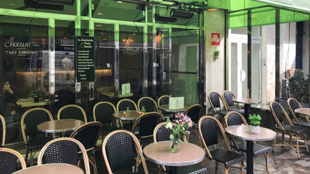 Nylsa Caffe à Paris