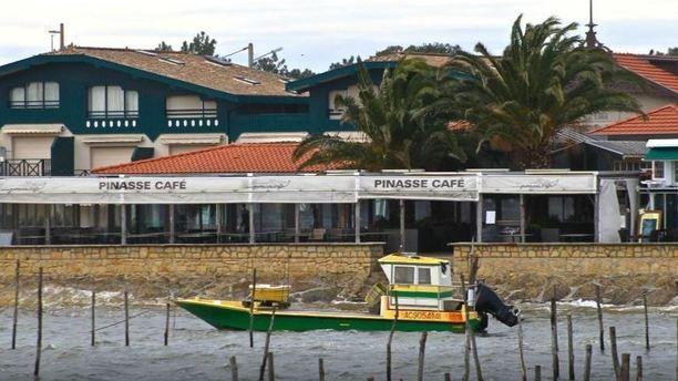 Pinasse Café à Lège-Cap-Ferret