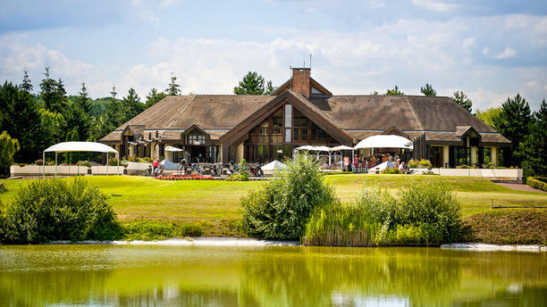 Restaurant des Lacs Golf Hotel***de Mont Griffon à Luzarches